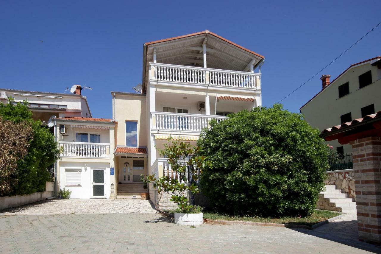 Apartments Domic Banjole Extérieur photo